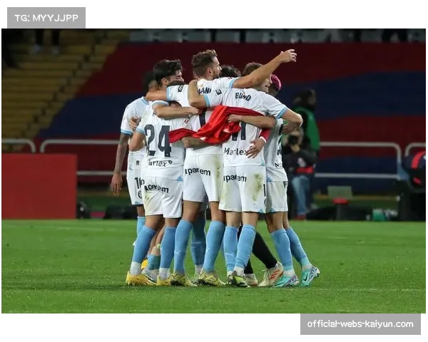 赫罗纳球衣赞助商为阿提哈德航空 年赞助200万欧元